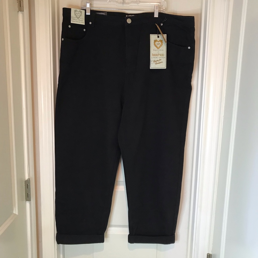 NWT Boohoo Black High Waisted Jeans